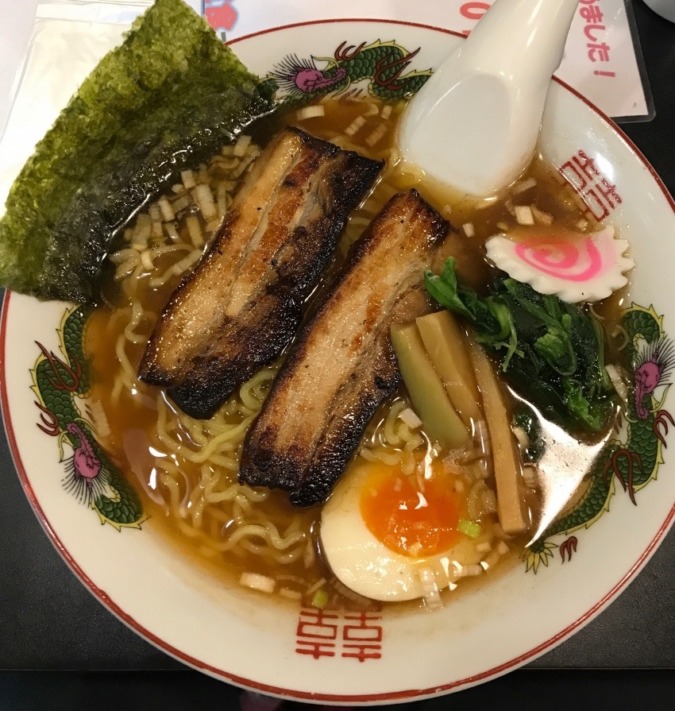 甲府駅の中華ラーメン自慢屋